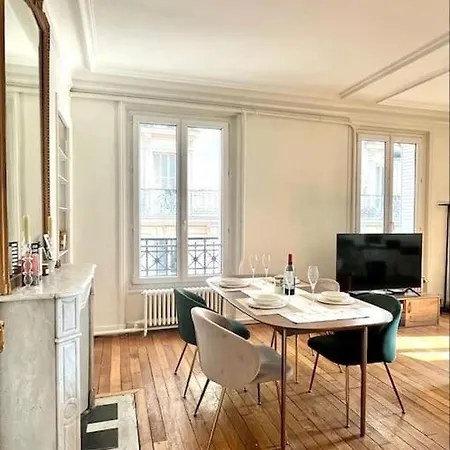 Apartment Republique Gorgeous Paris